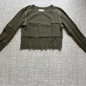 Urban Outfitters Green Cropped Long Sleeve Shirt